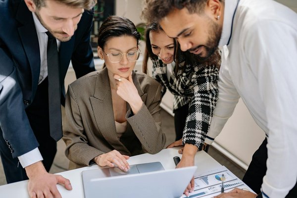 Télétravail Révolution : Les Nouvelles Dynamiques d'Entreprise Après la Covid